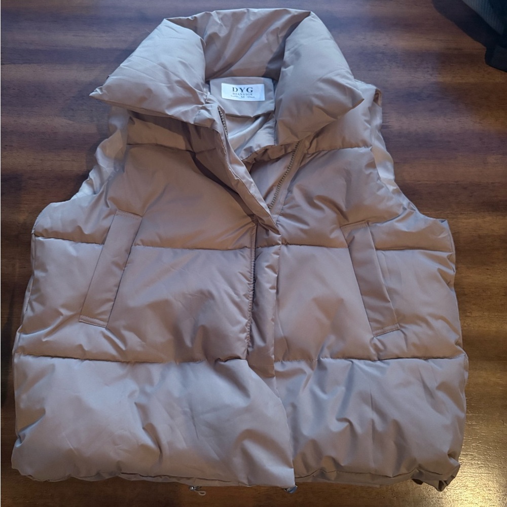 Women's Tan Puffer Vest